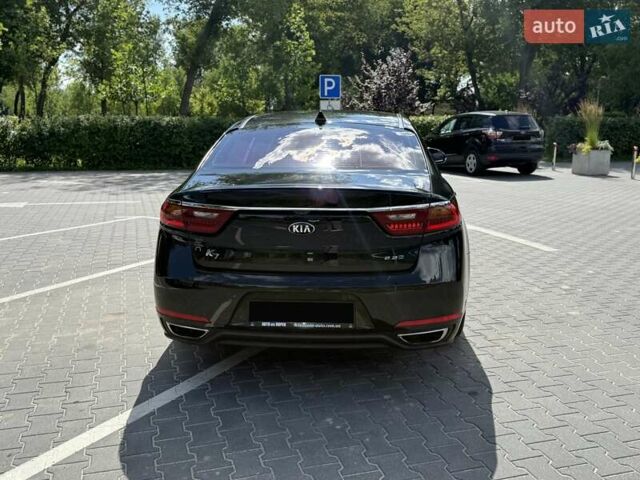 Черный Киа K7, объемом двигателя 2.2 л и пробегом 161 тыс. км за 15900 $, фото 2 на Automoto.ua