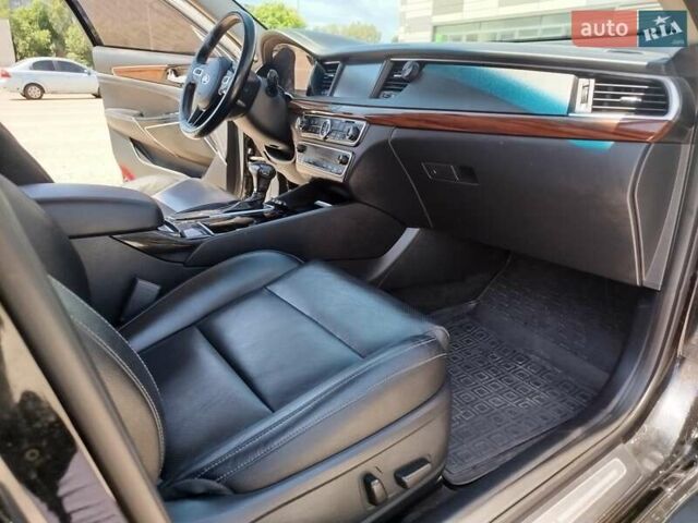 Черный Киа K7, объемом двигателя 3 л и пробегом 233 тыс. км за 14500 $, фото 16 на Automoto.ua