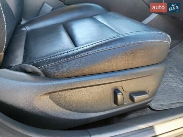 Черный Киа K7, объемом двигателя 3 л и пробегом 233 тыс. км за 14500 $, фото 15 на Automoto.ua