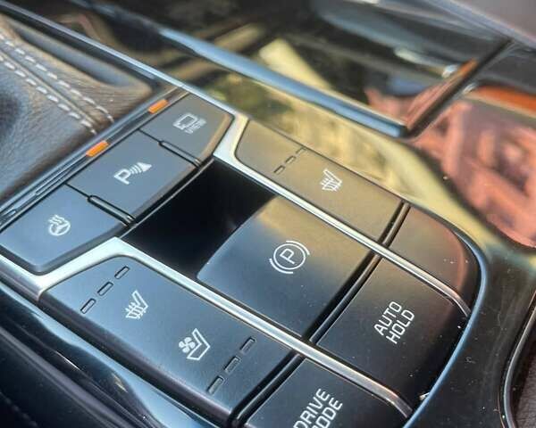 Черный Киа K7, объемом двигателя 2.2 л и пробегом 240 тыс. км за 18800 $, фото 16 на Automoto.ua