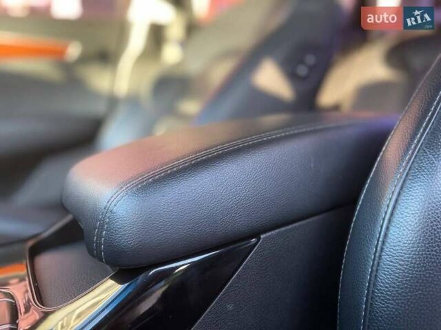 Черный Киа K7, объемом двигателя 2.2 л и пробегом 240 тыс. км за 18800 $, фото 25 на Automoto.ua