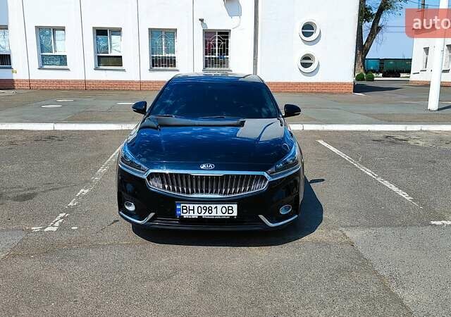 Чорний Кіа K7, об'ємом двигуна 2.2 л та пробігом 116 тис. км за 18500 $, фото 1 на Automoto.ua