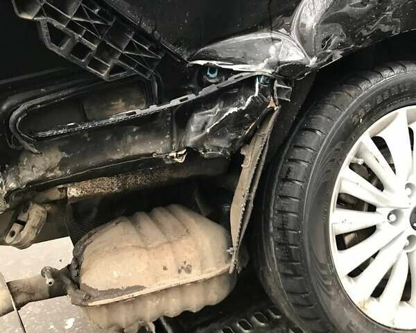 Черный Киа K7, объемом двигателя 3 л и пробегом 250 тыс. км за 7000 $, фото 3 на Automoto.ua
