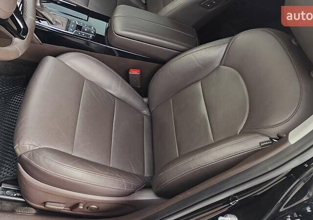 Черный Киа K7, объемом двигателя 2.2 л и пробегом 178 тыс. км за 22500 $, фото 16 на Automoto.ua
