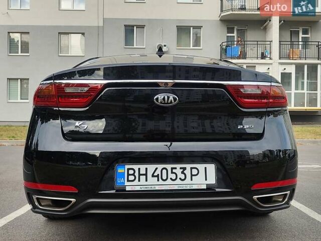 Черный Киа K7, объемом двигателя 2.2 л и пробегом 178 тыс. км за 19950 $, фото 6 на Automoto.ua