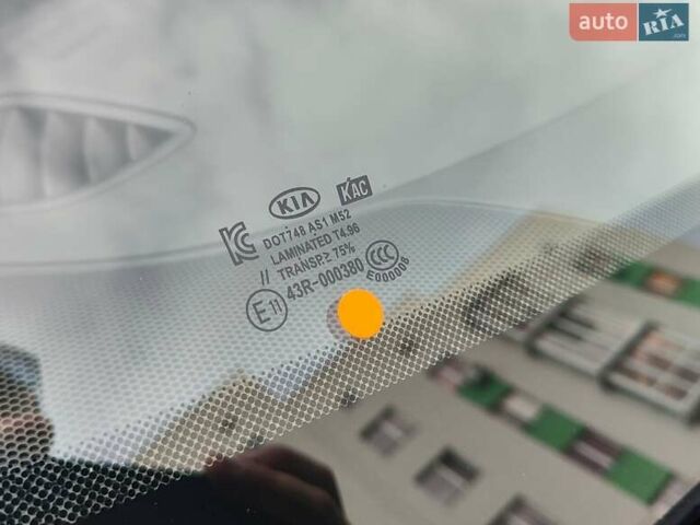 Киа K7 2017 в Виннице на Automoto.ua Черный Киа K7, объемом двигателя 2.2 л и пробегом 178 тыс. км за 19999 $, фото 47 на Automoto.ua