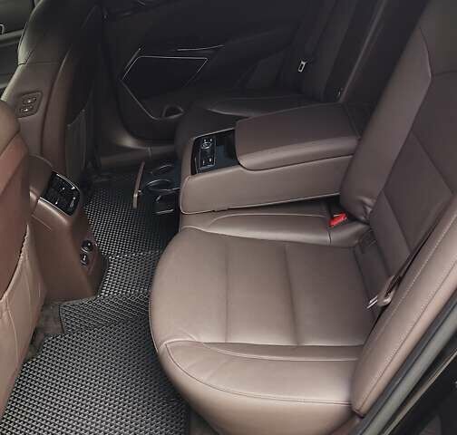 Черный Киа K7, объемом двигателя 2.2 л и пробегом 178 тыс. км за 19950 $, фото 22 на Automoto.ua