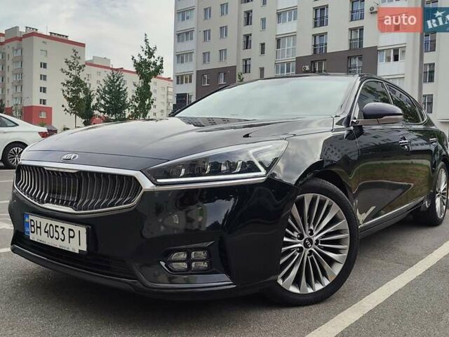Черный Киа K7, объемом двигателя 2.2 л и пробегом 178 тыс. км за 22500 $, фото 1 на Automoto.ua