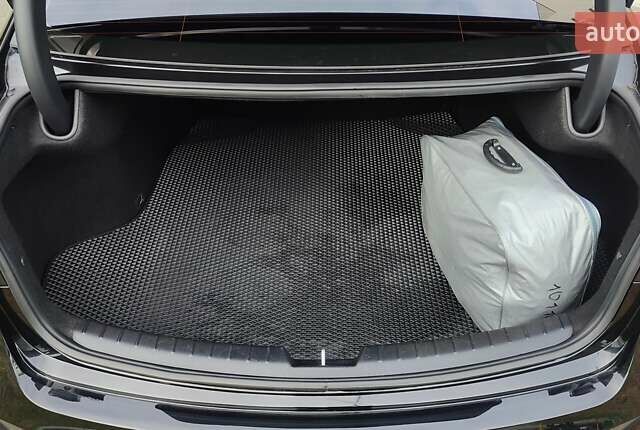 Черный Киа K7, объемом двигателя 2.2 л и пробегом 178 тыс. км за 19950 $, фото 16 на Automoto.ua