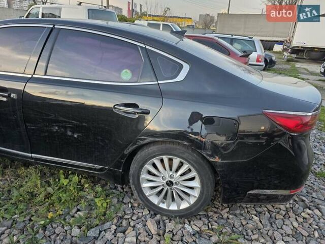 Черный Киа K7, объемом двигателя 3 л и пробегом 114 тыс. км за 9000 $, фото 4 на Automoto.ua