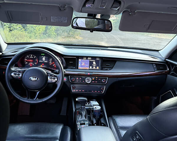 Чорний Кіа K7, об'ємом двигуна 2.2 л та пробігом 155 тис. км за 17900 $, фото 6 на Automoto.ua
