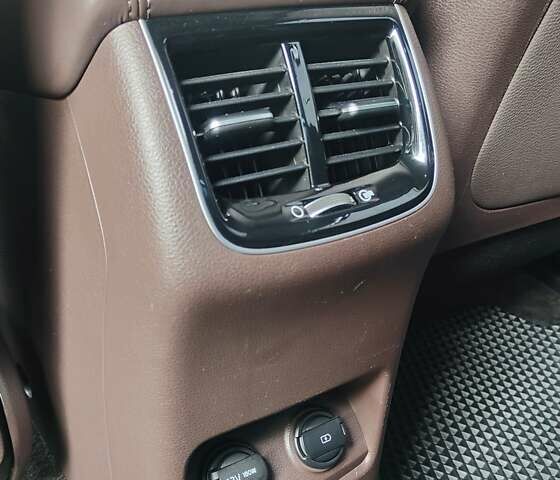 Киа K7 2017 в Виннице на Automoto.ua Черный Киа K7, объемом двигателя 2.2 л и пробегом 178 тыс. км за 19999 $, фото 30 на Automoto.ua