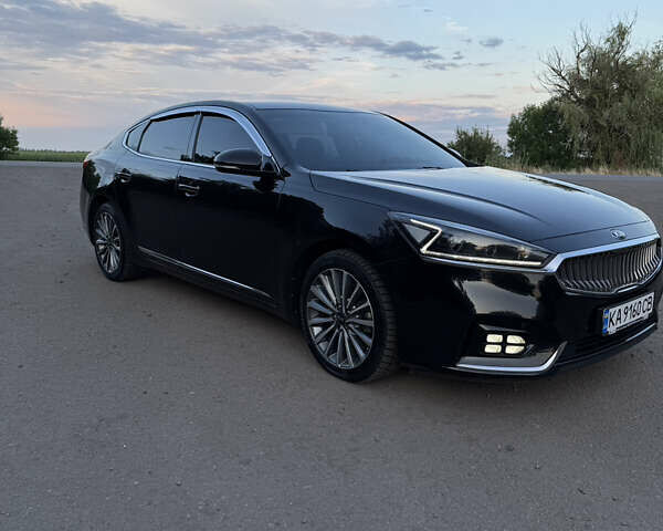 Чорний Кіа K7, об'ємом двигуна 2.2 л та пробігом 155 тис. км за 17900 $, фото 2 на Automoto.ua