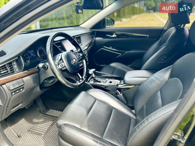 Черный Киа K7, объемом двигателя 3 л и пробегом 173 тыс. км за 20700 $, фото 11 на Automoto.ua