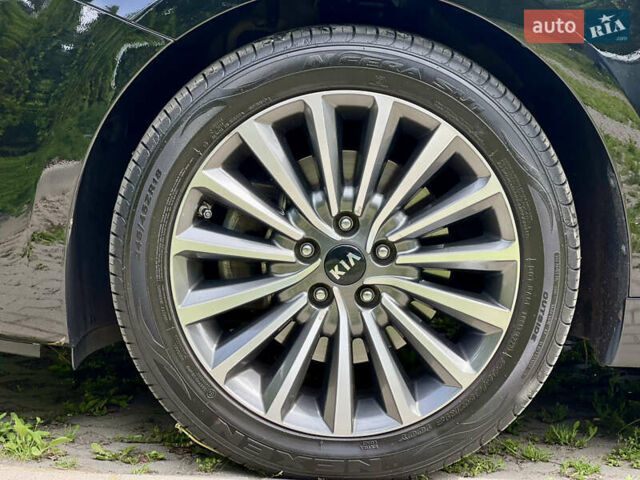 Чорний Кіа K7, об'ємом двигуна 3 л та пробігом 173 тис. км за 19700 $, фото 14 на Automoto.ua