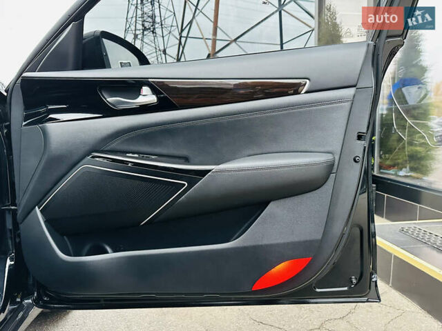 Киа K7 2018 в Харькове на Automoto.ua Черный Киа K7, объемом двигателя 3 л и пробегом 173 тыс. км за 19999 $, фото 25 на Automoto.ua