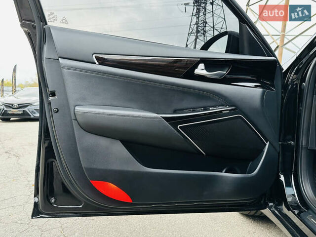 Киа K7 2018 в Харькове на Automoto.ua Черный Киа K7, объемом двигателя 3 л и пробегом 173 тыс. км за 19999 $, фото 15 на Automoto.ua