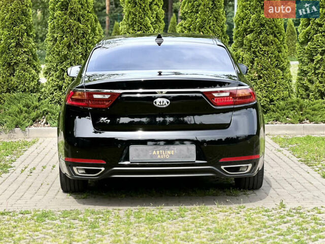Чорний Кіа K7, об'ємом двигуна 3 л та пробігом 173 тис. км за 19700 $, фото 3 на Automoto.ua