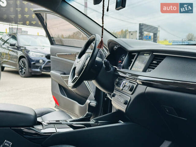 Киа K7 2018 в Харькове на Automoto.ua Черный Киа K7, объемом двигателя 3 л и пробегом 173 тыс. км за 19999 $, фото 24 на Automoto.ua