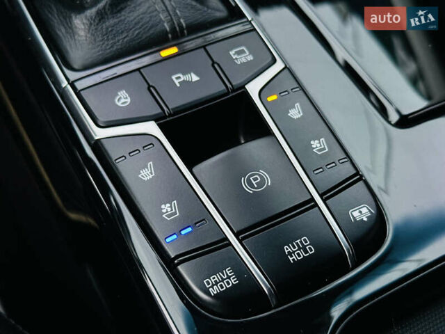 Киа K7 2018 в Харькове на Automoto.ua Черный Киа K7, объемом двигателя 3 л и пробегом 173 тыс. км за 19999 $, фото 34 на Automoto.ua