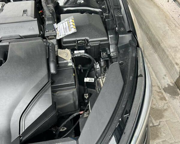 Черный Киа K7, объемом двигателя 3 л и пробегом 142 тыс. км за 25000 $, фото 28 на Automoto.ua