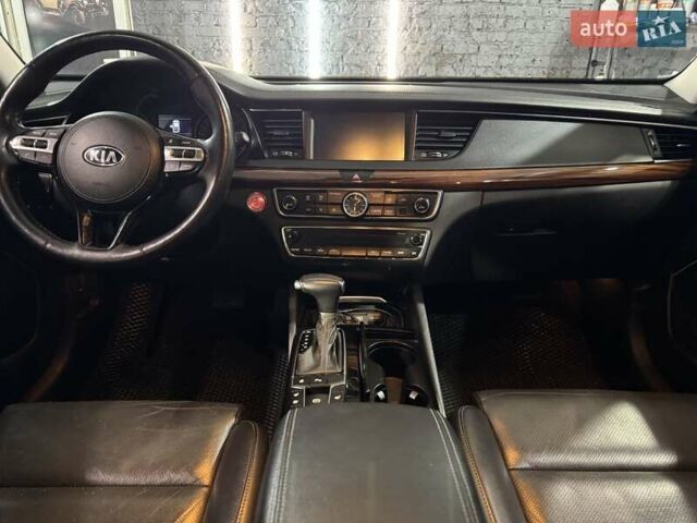 Киа K7, объемом двигателя 2.2 л и пробегом 168 тыс. км за 22000 $, фото 17 на Automoto.ua