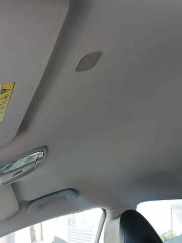 Серый Киа K7, объемом двигателя 3 л и пробегом 215 тыс. км за 7980 $, фото 2 на Automoto.ua