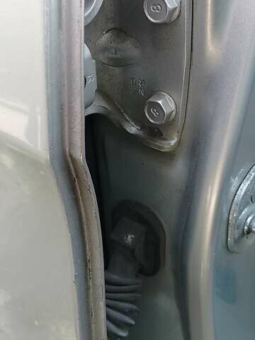 Серый Киа K7, объемом двигателя 3 л и пробегом 215 тыс. км за 7980 $, фото 8 на Automoto.ua