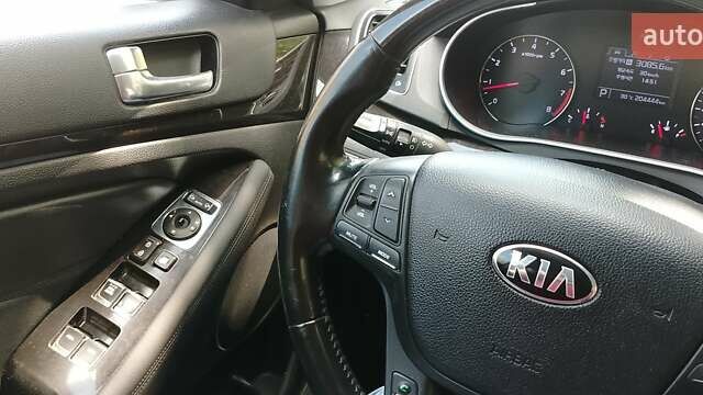 Серый Киа K7, объемом двигателя 3 л и пробегом 215 тыс. км за 7980 $, фото 15 на Automoto.ua