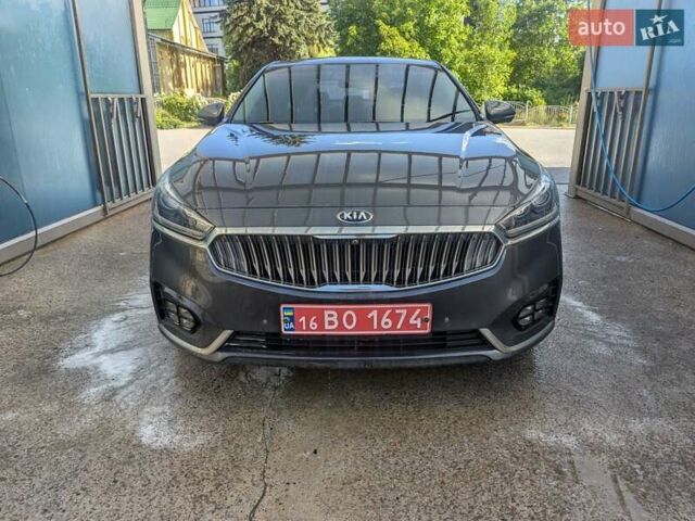Серый Киа K7, объемом двигателя 2.2 л и пробегом 187 тыс. км за 15500 $, фото 2 на Automoto.ua