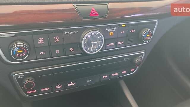 Серый Киа K7, объемом двигателя 3 л и пробегом 191 тыс. км за 13900 $, фото 25 на Automoto.ua