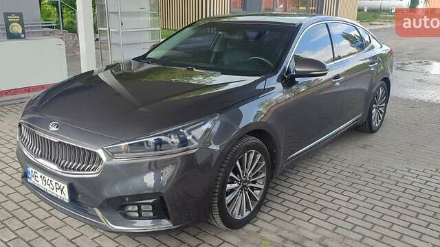 Серый Киа K7, объемом двигателя 3 л и пробегом 191 тыс. км за 13900 $, фото 9 на Automoto.ua