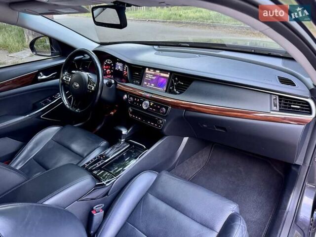 Серый Киа K7, объемом двигателя 3 л и пробегом 210 тыс. км за 13900 $, фото 48 на Automoto.ua