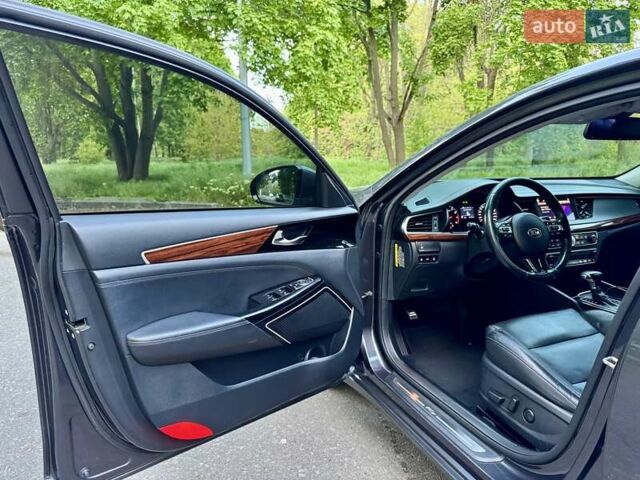 Серый Киа K7, объемом двигателя 3 л и пробегом 210 тыс. км за 13900 $, фото 31 на Automoto.ua