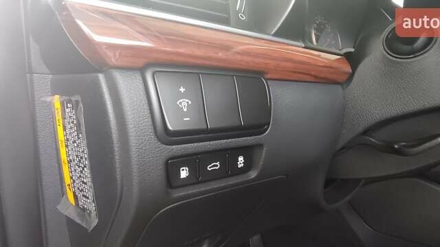 Серый Киа K7, объемом двигателя 3 л и пробегом 191 тыс. км за 13900 $, фото 33 на Automoto.ua