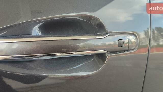 Серый Киа K7, объемом двигателя 3 л и пробегом 191 тыс. км за 13900 $, фото 11 на Automoto.ua
