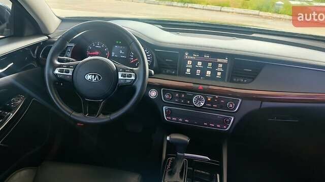 Серый Киа K7, объемом двигателя 3 л и пробегом 191 тыс. км за 13900 $, фото 17 на Automoto.ua