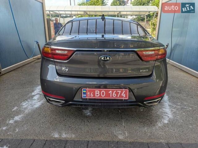 Серый Киа K7, объемом двигателя 2.2 л и пробегом 187 тыс. км за 15500 $, фото 4 на Automoto.ua