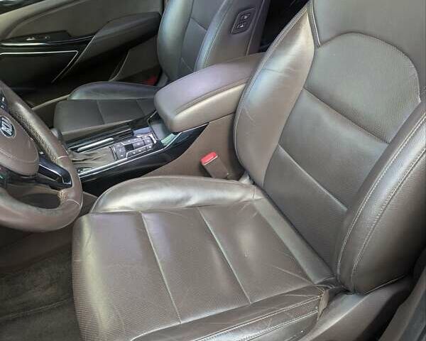 Серый Киа K7, объемом двигателя 2.2 л и пробегом 187 тыс. км за 15500 $, фото 6 на Automoto.ua