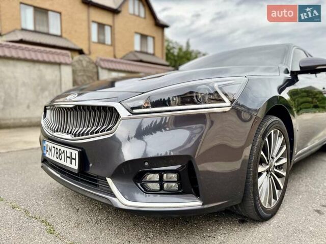 Серый Киа K7, объемом двигателя 3 л и пробегом 210 тыс. км за 13900 $, фото 7 на Automoto.ua