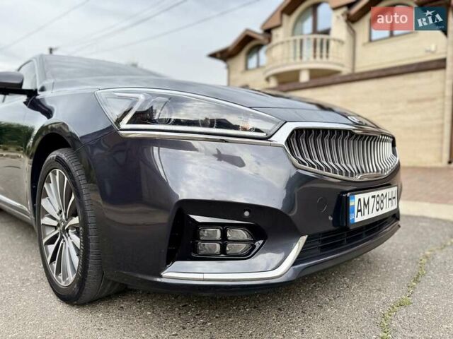 Серый Киа K7, объемом двигателя 3 л и пробегом 210 тыс. км за 13900 $, фото 8 на Automoto.ua