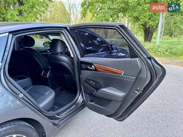 Серый Киа K7, объемом двигателя 3 л и пробегом 210 тыс. км за 13900 $, фото 41 на Automoto.ua