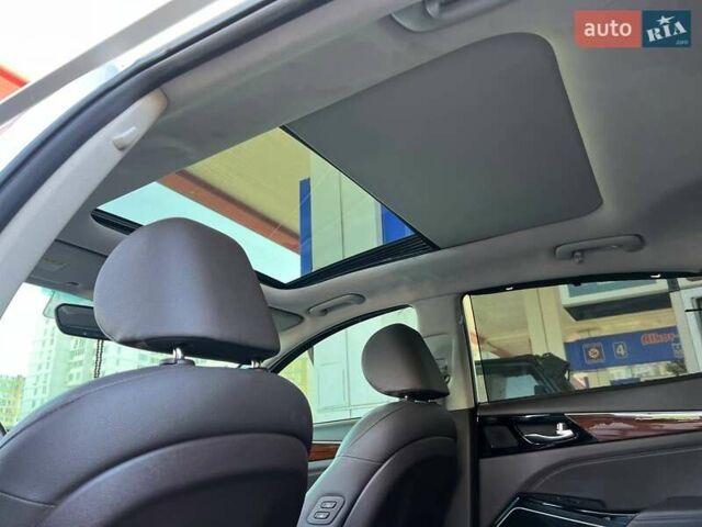 Серый Киа K7, объемом двигателя 2.2 л и пробегом 100 тыс. км за 18400 $, фото 25 на Automoto.ua