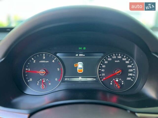 Серый Киа K7, объемом двигателя 2.2 л и пробегом 100 тыс. км за 18400 $, фото 31 на Automoto.ua