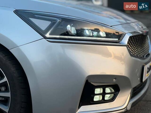 Серый Киа K7, объемом двигателя 2.2 л и пробегом 103 тыс. км за 17999 $, фото 13 на Automoto.ua