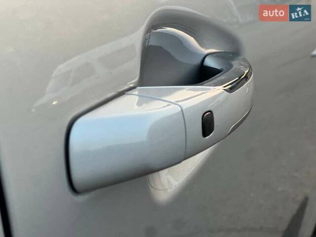 Серый Киа K7, объемом двигателя 2.2 л и пробегом 103 тыс. км за 17999 $, фото 15 на Automoto.ua