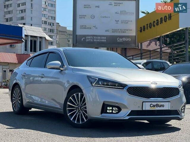 Серый Киа K7, объемом двигателя 2.2 л и пробегом 100 тыс. км за 18400 $, фото 2 на Automoto.ua