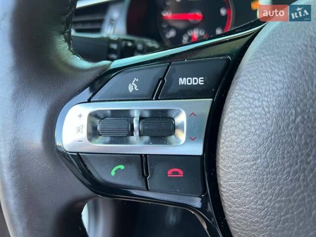Серый Киа K7, объемом двигателя 2.2 л и пробегом 103 тыс. км за 17999 $, фото 34 на Automoto.ua