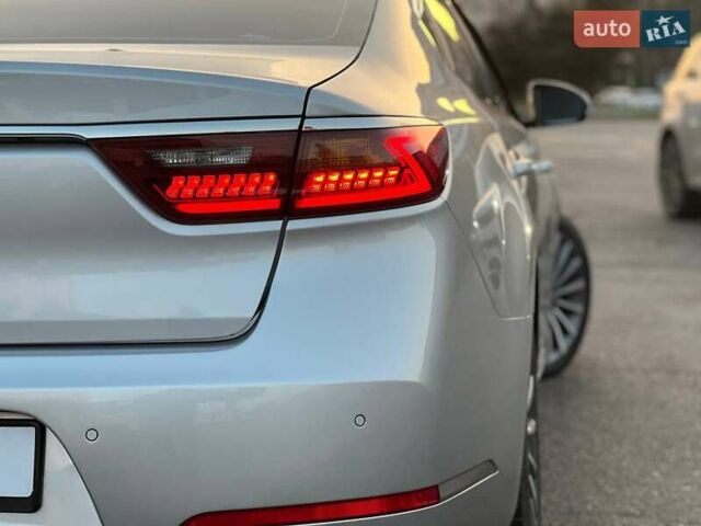 Серый Киа K7, объемом двигателя 2.2 л и пробегом 103 тыс. км за 17999 $, фото 12 на Automoto.ua