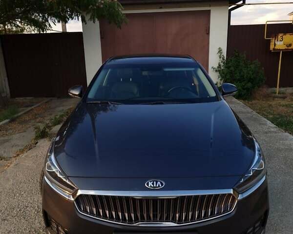 Серый Киа K7, объемом двигателя 3 л и пробегом 270 тыс. км за 14500 $, фото 4 на Automoto.ua